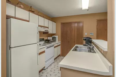 2603 Concord Way, Mendota Heights, MN 55120 - Photo 8