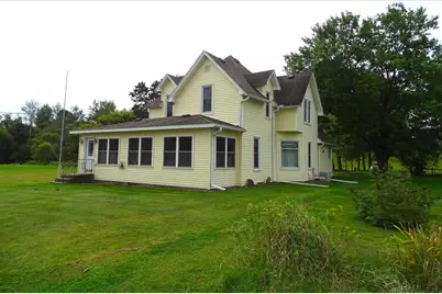 N409 County Rd D, Eau Galle, WI 54737 - Photo 6