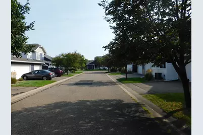 484 Hickory Lane N, Oakdale, MN 55128 - Photo 18