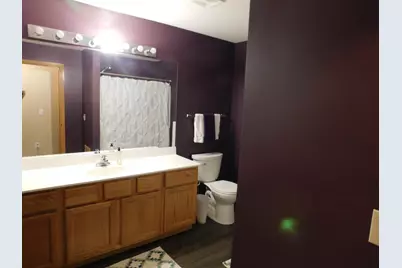 484 Hickory Lane N, Oakdale, MN 55128 - Photo 8