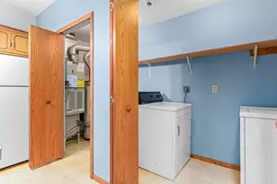 3329 Greenbrier St, Vadnais Heights, MN 55127 - Photo 18