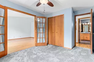 3329 Greenbrier St, Vadnais Heights, MN 55127 - Photo 10