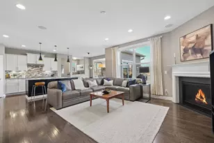 1620 Bluewater Ln, Woodbury, MN 55129 - Photo 20