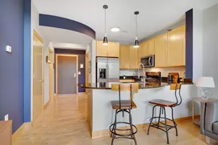 317 Groveland Ave, Minneapolis, MN 55403 - Photo 6