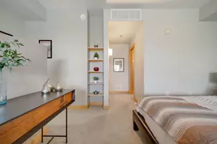 317 Groveland Ave, Minneapolis, MN 55403 - Photo 22