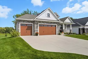 1581 Palmer Dr N, Lake Elmo, MN 55042 - Photo 40