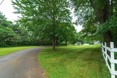 6050 Cahill Avenue, Inver Grove Heights, MN 55076 - Photo 4