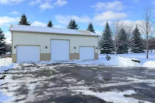 4490 29th St SE, Rochester, MN 55904 - Photo 2
