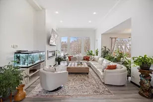 925 Cliff Rd, Eagan, MN 55123 - Photo 8