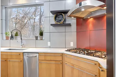 925 Cliff Road, Eagan, MN 55123 - Photo 20