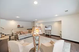 925 Cliff Rd, Eagan, MN 55123 - Photo 32