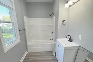 4010 Dupont Ave N, Minneapolis, MN 55412 - Photo 10