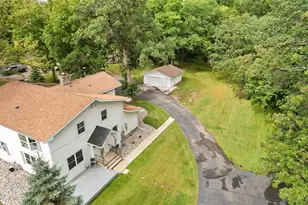 1104 W Lake Dr, Detroit Lakes, MN 56501 - Photo 6