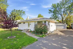 1859 6th St, White Bear Lake, MN 55110 - Photo 32