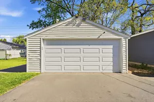 1859 6th St, White Bear Lake, MN 55110 - Photo 2