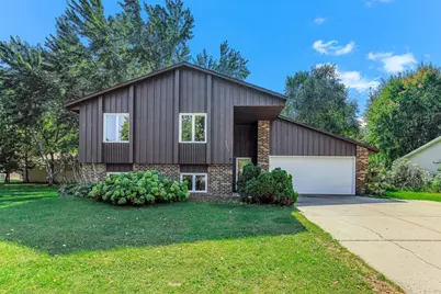 9635 106th Avenue N, Maple Grove, MN 55369 - Photo 1