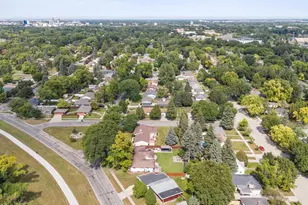 2212 5th St S, Moorhead, MN 56560 - Photo 48