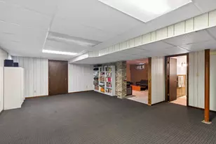 4730 Fairhills Rd E, Minnetonka, MN 55345 - Photo 32