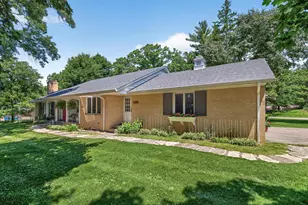 4730 Fairhills Rd E, Minnetonka, MN 55345 - Photo 2