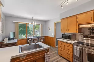 4730 Fairhills Rd E, Minnetonka, MN 55345 - Photo 16