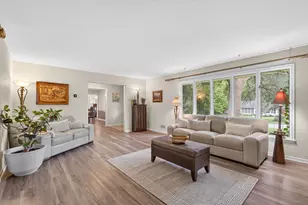 4730 Fairhills Rd E, Minnetonka, MN 55345 - Photo 10