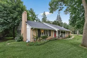 4730 Fairhills Rd E, Minnetonka, MN 55345 - Photo 2