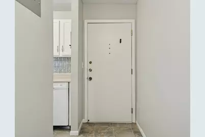 401 E Burnsville Parkway #106, Burnsville, MN 55337 - Photo 2