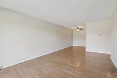 401 E Burnsville Parkway #106, Burnsville, MN 55337 - Photo 14