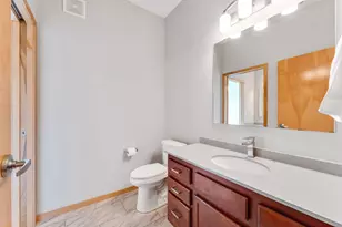 4525 Park Commons Dr, Saint Louis Park, MN 55416 - Photo 16