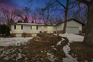 5141 Brooks Cir SE, Prior Lake, MN 55372 - Photo 2