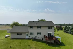 2207 127th St, New Richmond, WI 54017 - Photo 8