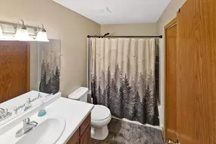 3323 Greenbrier St, Vadnais Heights, MN 55127 - Photo 6