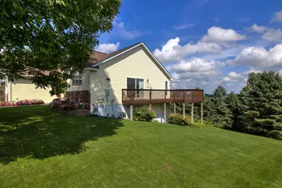 1600 Hallewood Boulevard, New Richmond, WI 54017 - Photo 16