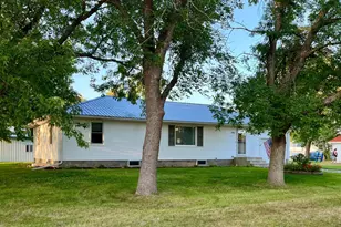 301 Superior St, Milroy, MN 56263 - Photo 2
