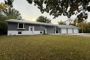 15636 US Hwy 59 NE, Thief River Falls, MN 56701 - Photo 2