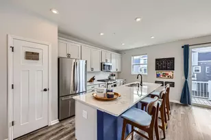 13689 Marsh View Trail, Rogers, MN 55374 - Photo 6