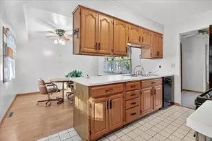 6951 Clay Ave, Inver Grove Heights, MN 55076 - Photo 4