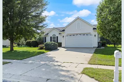 1112 David Drive, Marshall, MN 56258 - Photo 1