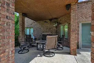 22235 Ridgeview Dr, Saint Augusta, MN 56301 - Photo 8