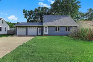 2192 Lambert Ave, Mounds View, MN 55112 - Photo 1