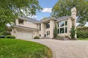 2323 Huntington Point Rd W, Minnetonka Beach, MN 55391 - Photo 30