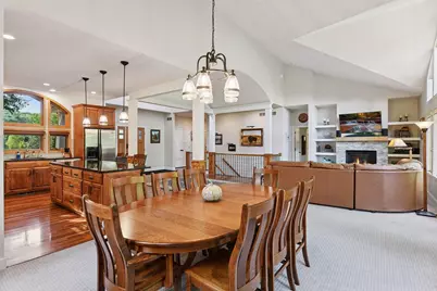 6040 Oakview Court, Excelsior, MN 55331 - Photo 30