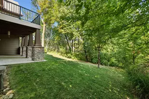 6040 Oakview Ct, Excelsior, MN 55331 - Photo 14