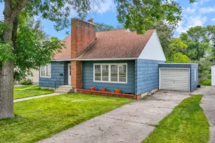 113 E St, Marshall, MN 56258 - Photo 1