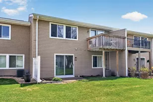 9487 Monroe St NE, Blaine, MN 55434 - Photo 16