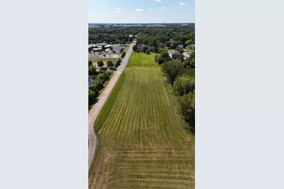 1801 Pryor Avenue N, Glencoe, MN 55336 - Photo 6