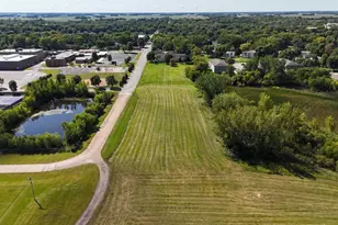 1801 Pryor Ave N, Glencoe, MN 55336 - Photo 20