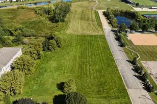 1801 Pryor Ave N, Glencoe, MN 55336 - Photo 4