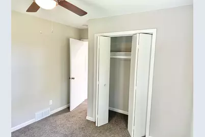 1706 31st Street SW, Austin, MN 55912 - Photo 16