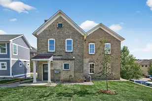 211 N Walnut St, Chaska, MN 55318 - Photo 42